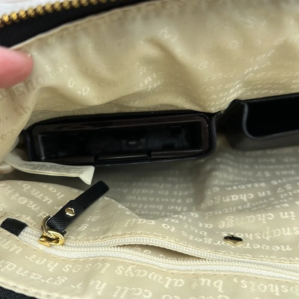 Kate Spade Everpurse Black Large Quentin Wristlet - Picture 9 of 10